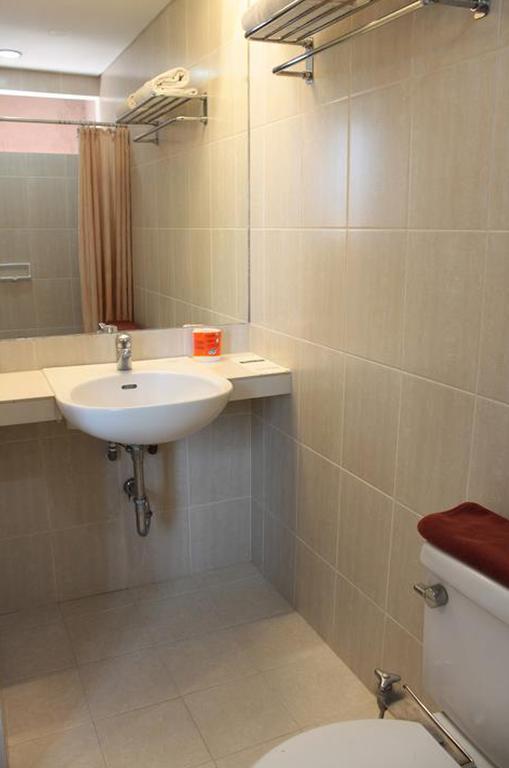 Losari Blok M Hotel Джакарта Екстериор снимка